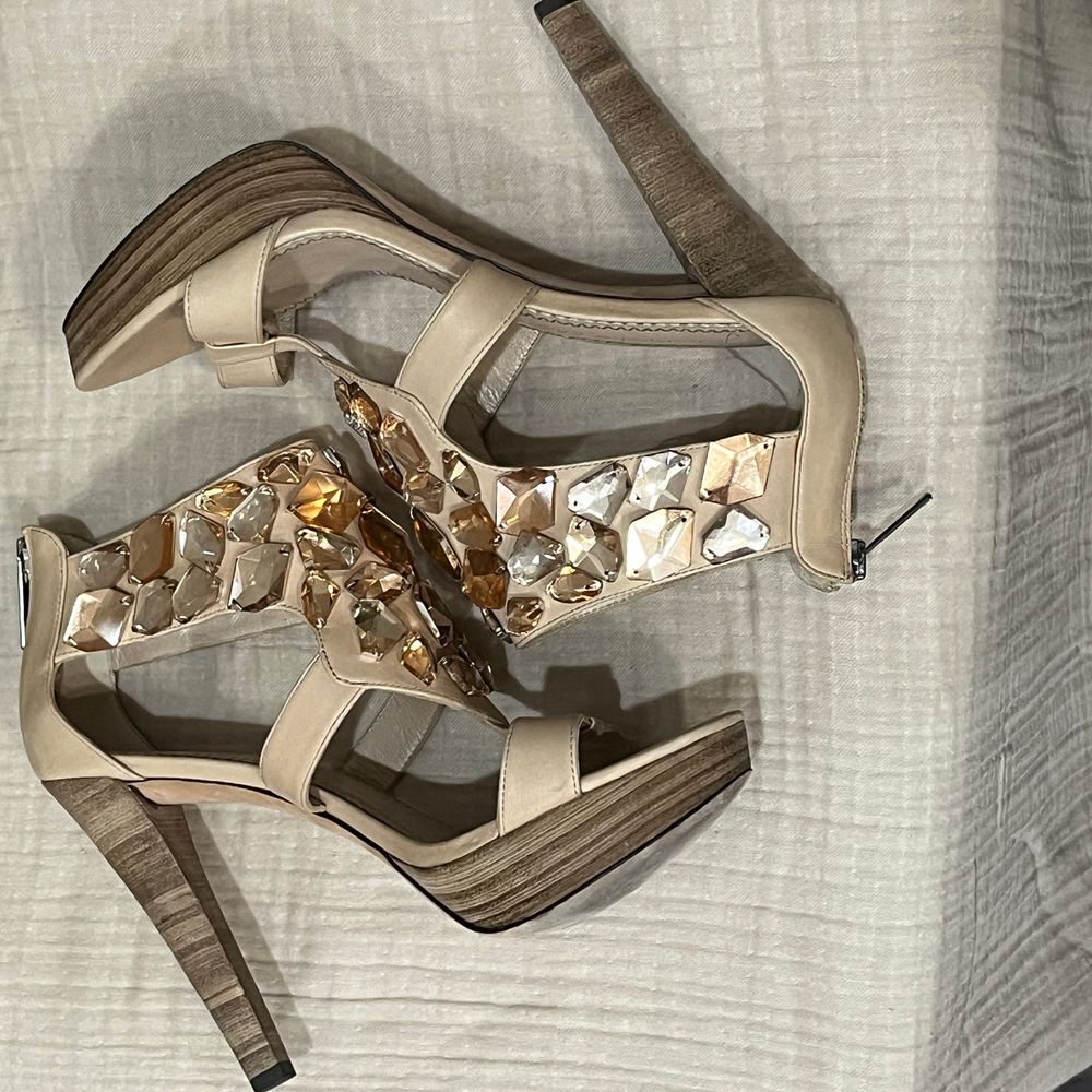 Jean-Michel Cazabat Crystal Embellished Platform Leather High Heels Nude Sz 7.5 - Picture 10 of 16